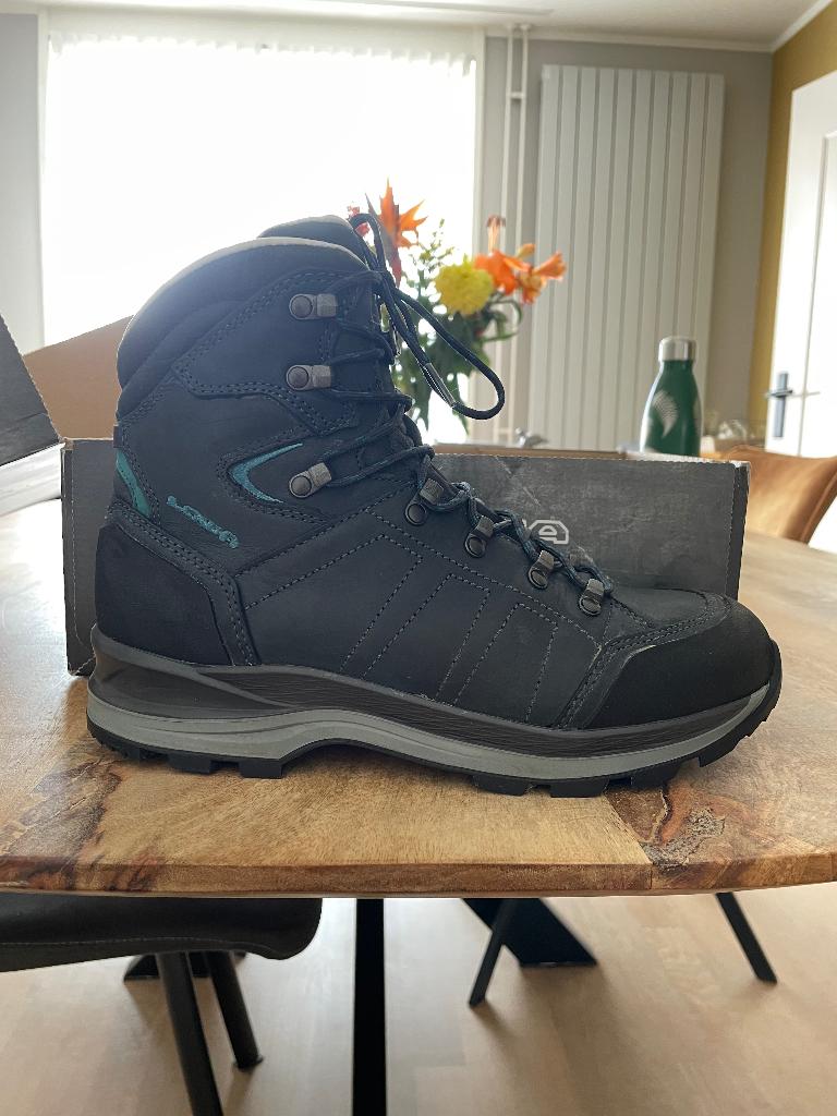 Dames wandelschoenen Lowa maat 41, Ophalen of Verzenden, Zo goed als nieuw, Schoenen