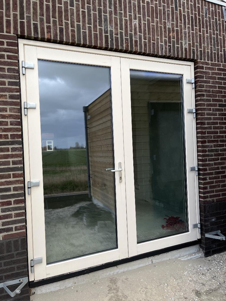 Gloednieuwe openslaande deuren,kunstof kozijn en HR +++ glas, Doe-het-zelf en Verbouw, Kozijnen en Schuifpuien, Ophalen, Kunststof