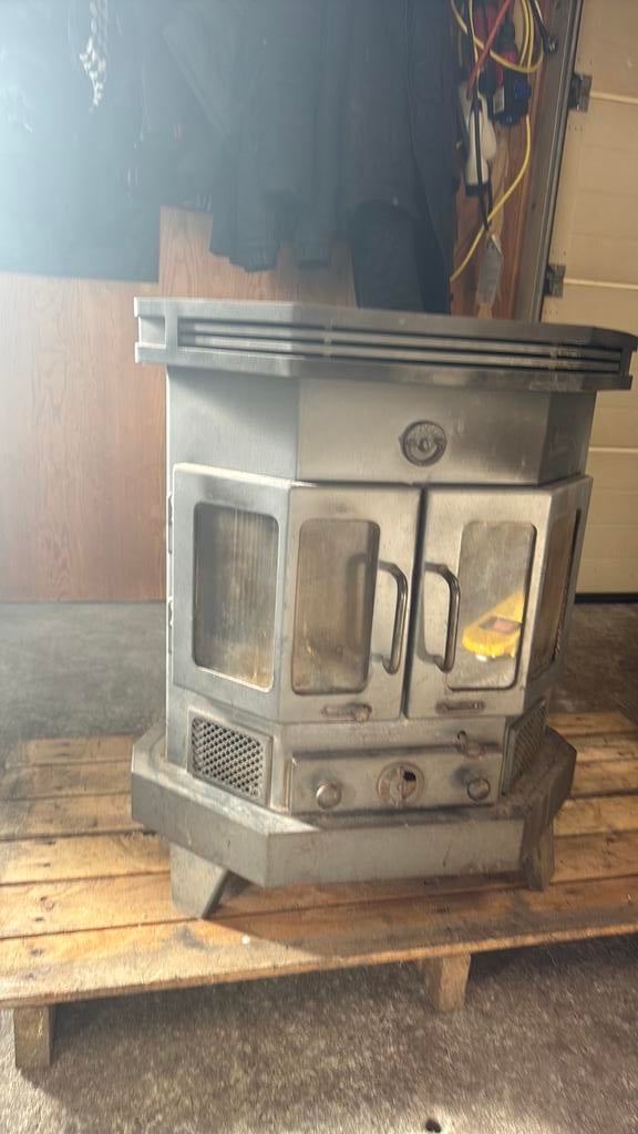 Barbas houtkachel 8 a 10 kw, Huis en Inrichting, Kachels, Ophalen, Gebruikt, Houtkachel, Vrijstaand