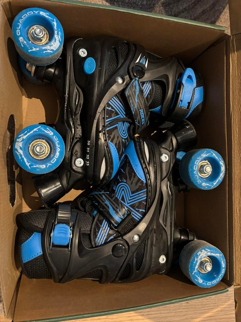 Roces rolschaatsen mt 30-33 zwart-blauw, Ophalen of Verzenden, Zo goed als nieuw, Roces