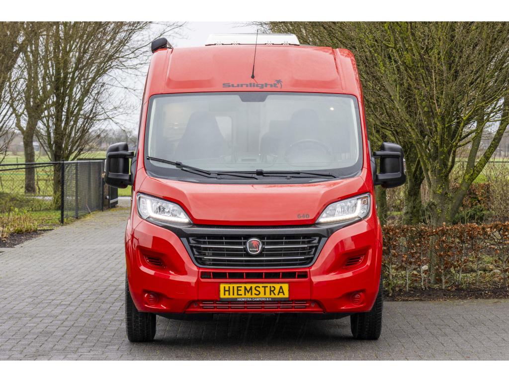 Sunlight Cliff 640 2019 EURO6 Lengte bed 1e Eigenaar, Buscamper of Camperbus, Sunlight, Ringverwarming, Fiat