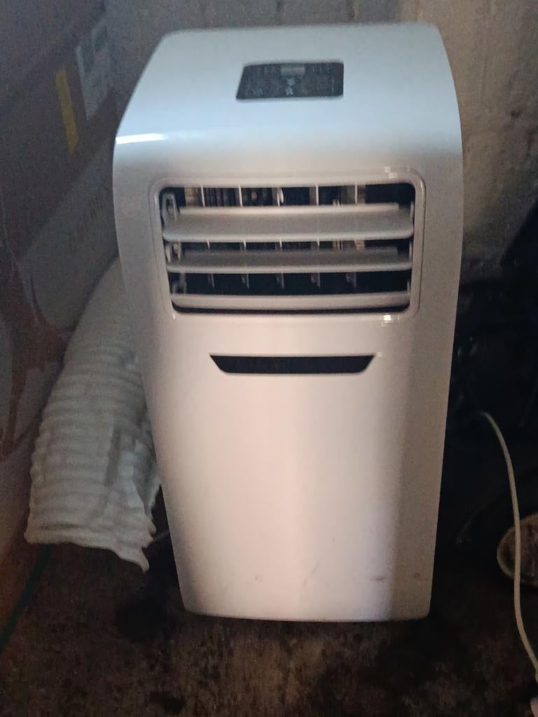 Mobiele airco - 4 jaar oud, perfect voor appartement, Witgoed en Apparatuur, Airco's, Gebruikt, Minder dan 60 m³, Ophalen of Verzenden