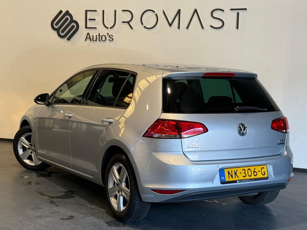 Volkswagen Golf 1.2 TSI Trendline Airco Stoelverwarming Pdc, Euro 5, Gebruikt, 4 cilinders, 610 kg
