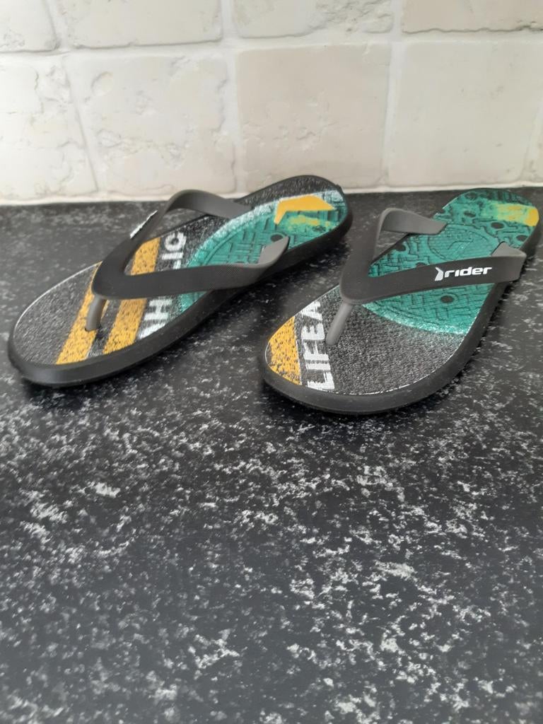 NIEUWE RIDER SLIPPERS MT 34/35 zware en goede kwaliteit!!, Ophalen of Verzenden, Nieuw, Jongen of Meisje, Overige typen