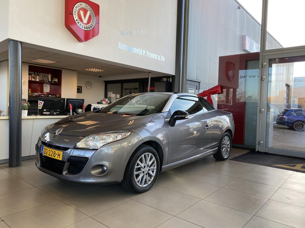 Renault Mégane Coupé-Cabriolet 1.4 TCE GT-Line,Panoramadak, Voorwielaandrijving, 1490 kg, Gebruikt, 4 cilinders