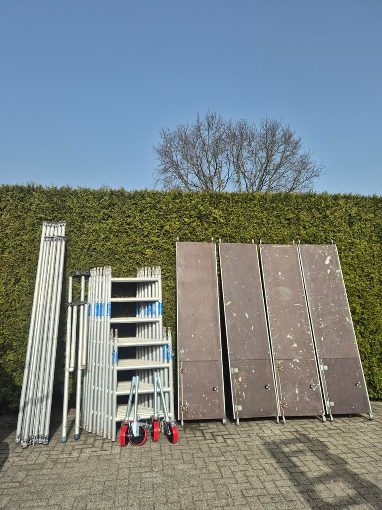 Aluminium rolsteiger smal asc werkhoogte 10.20, Ophalen of Verzenden