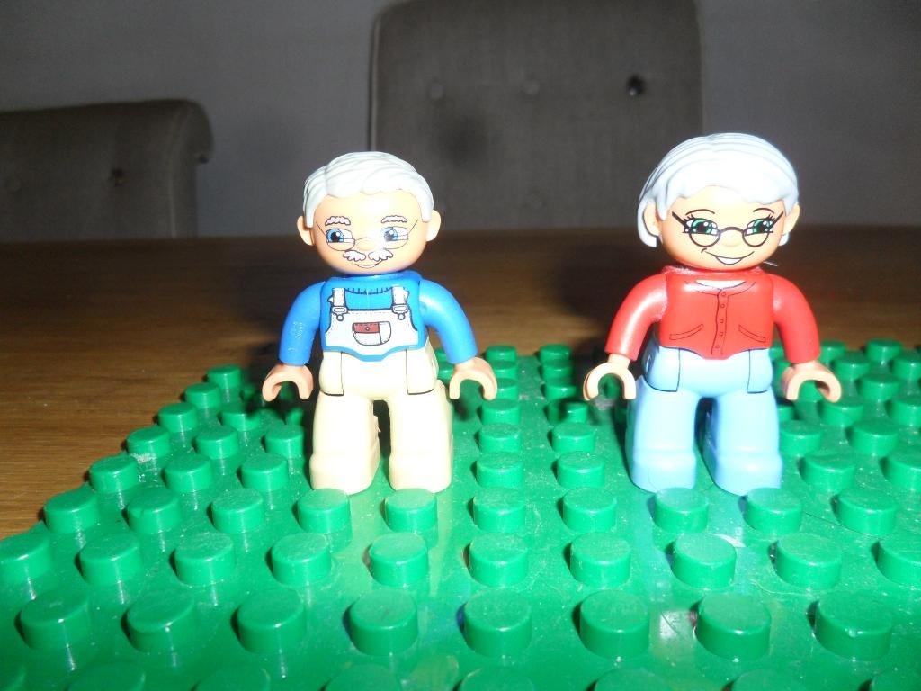 Duplo Oma en Opa, Kinderen en Baby's, Speelgoed | Duplo en Lego, Ophalen of Verzenden, Gebruikt, Duplo