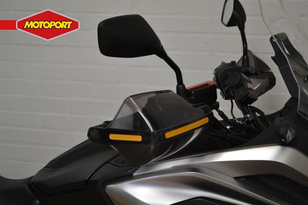 Honda NC 750 X DCT ABS (bj 2021) - foto 3