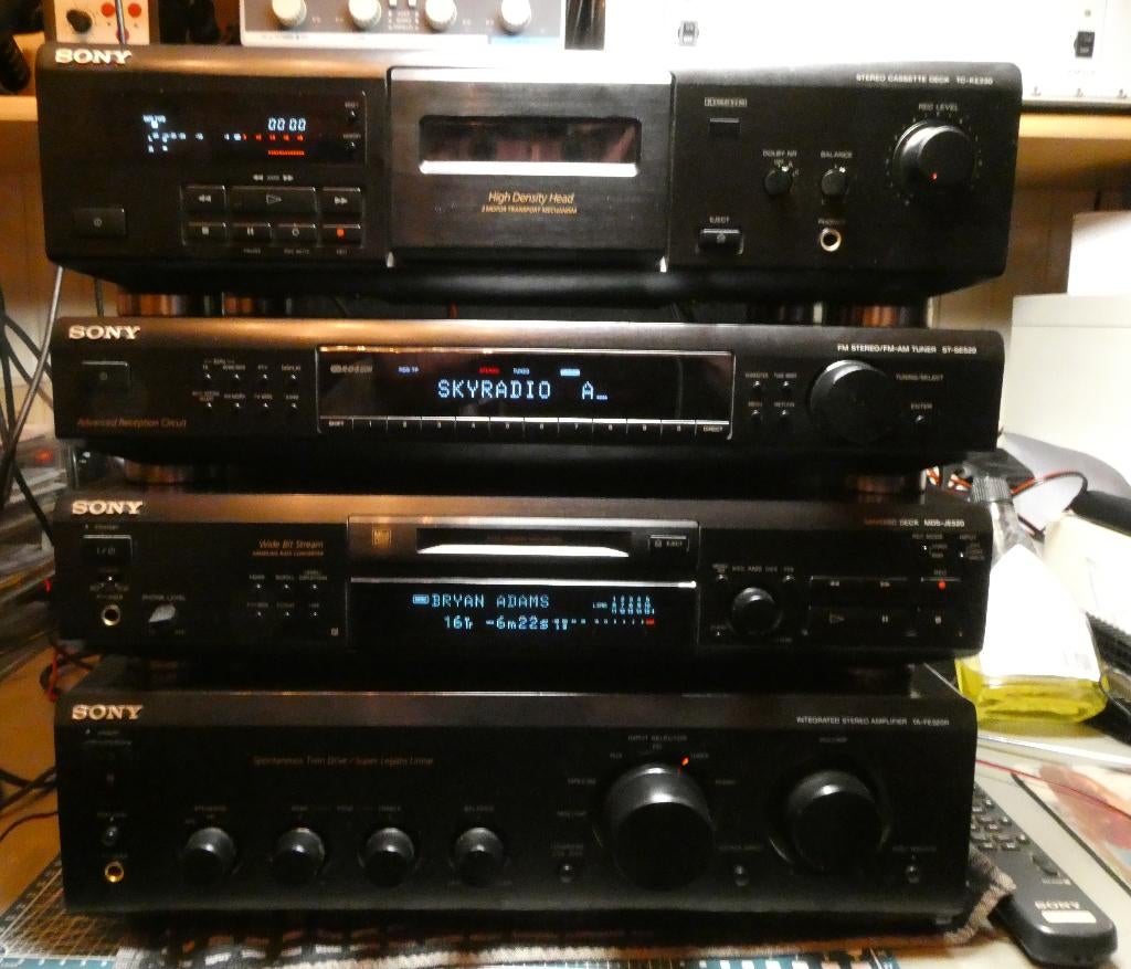 Sony Stereo Set Minidisc CassetteDeck Tuner Versterker Zwart, Audio, Tv en Foto, Stereo-sets, Gebruikt, Losse componenten, Ophalen