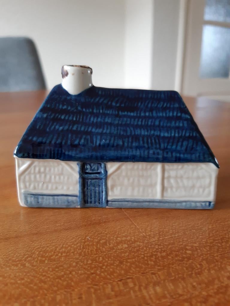 Rynbende Boerderijtje nr 3 in uitstekende staat, Verzamelen, KLM Huisjes, Ophalen of Verzenden, Paleis of Waag