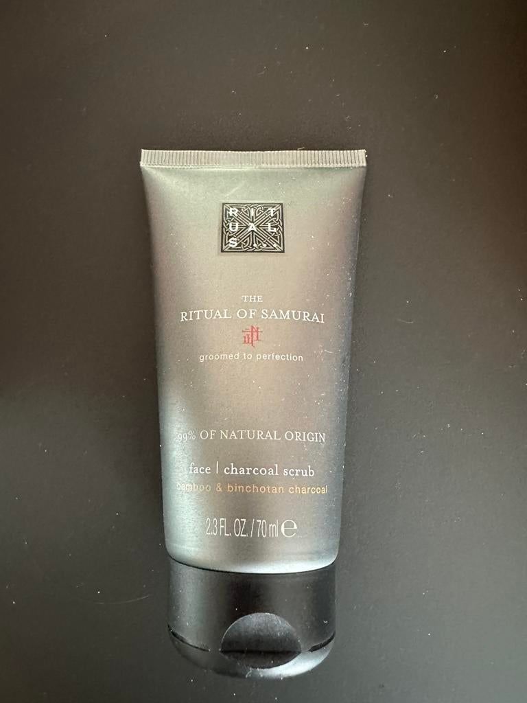 Nieuw - Rituals charcoal face scrub 70 ml., Ophalen of Verzenden, Nieuw, Gehele gezicht, Reiniging