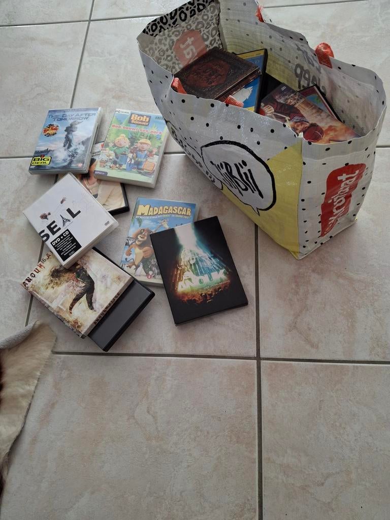 Gratis ophalen vandaag volle tas dvds, Alle leeftijden, Ophalen of Verzenden, Zo goed als nieuw, Overige genres