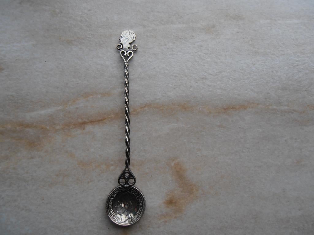 Zilveren Wilhelmina muntlepeltje, Ophalen of Verzenden