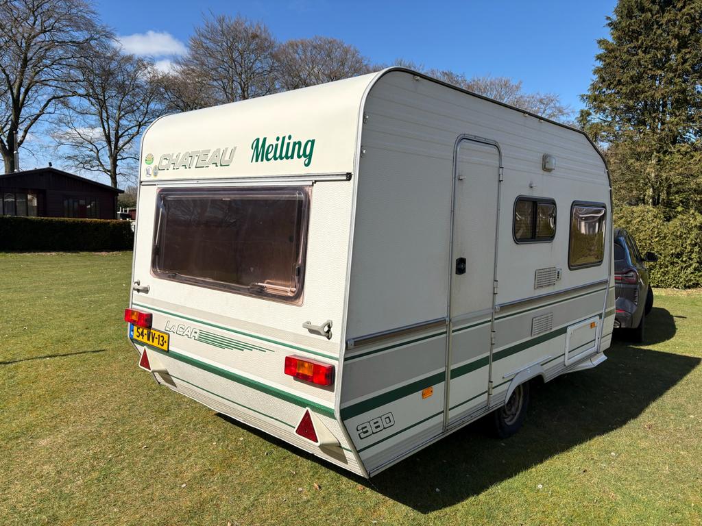 Chateau LaCar 380 + voortent + luifel, Chateau, Omvormbare zithoek, Treinzit, Particulier