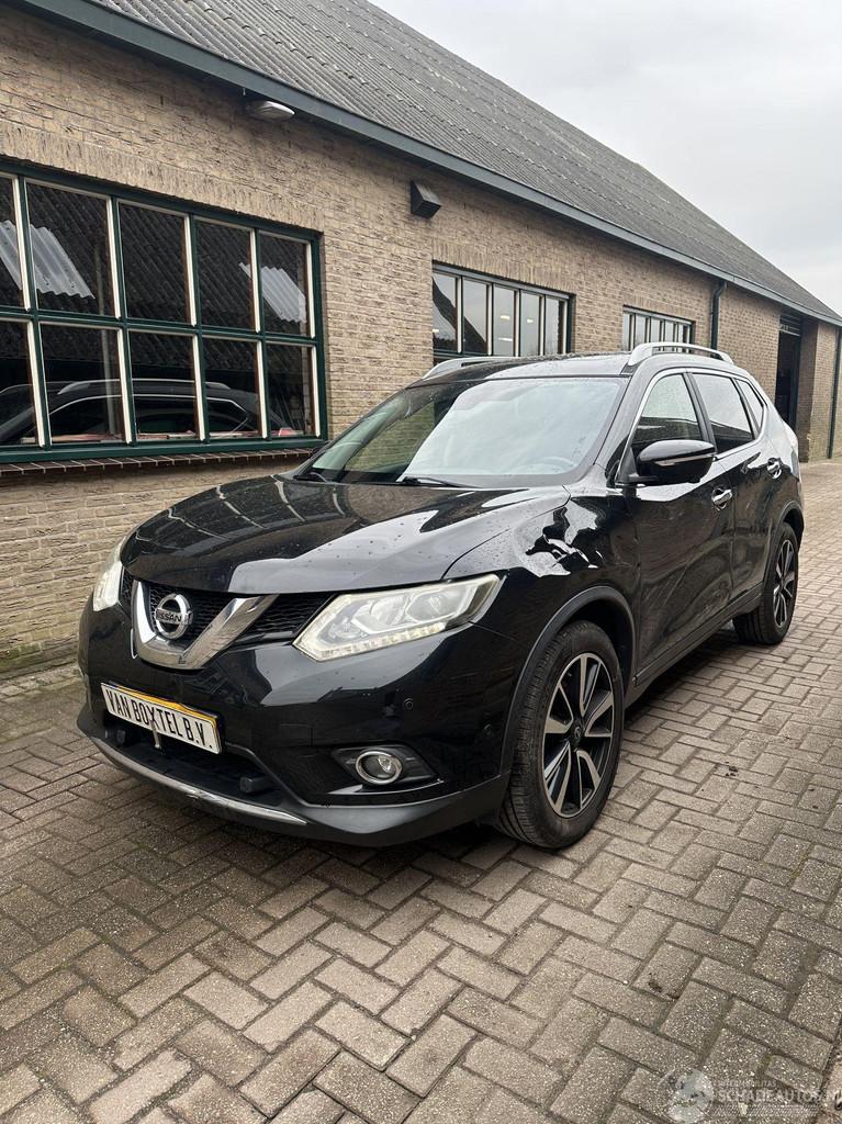 Nissan X-Trail Nissan X-Trail 1.6 DIG-T X-Scape 7p., 1618 cc, Zwart, Handgeschakeld, Benzine