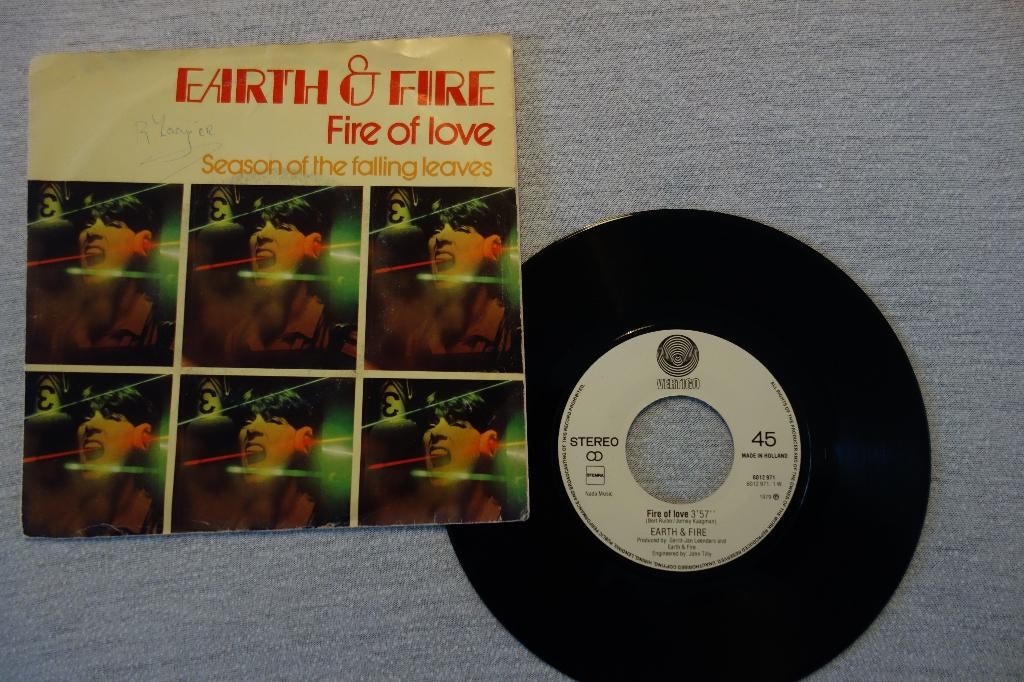 Single Earth & Fire, 7 inch, Single, Ophalen of Verzenden, Zo goed als nieuw