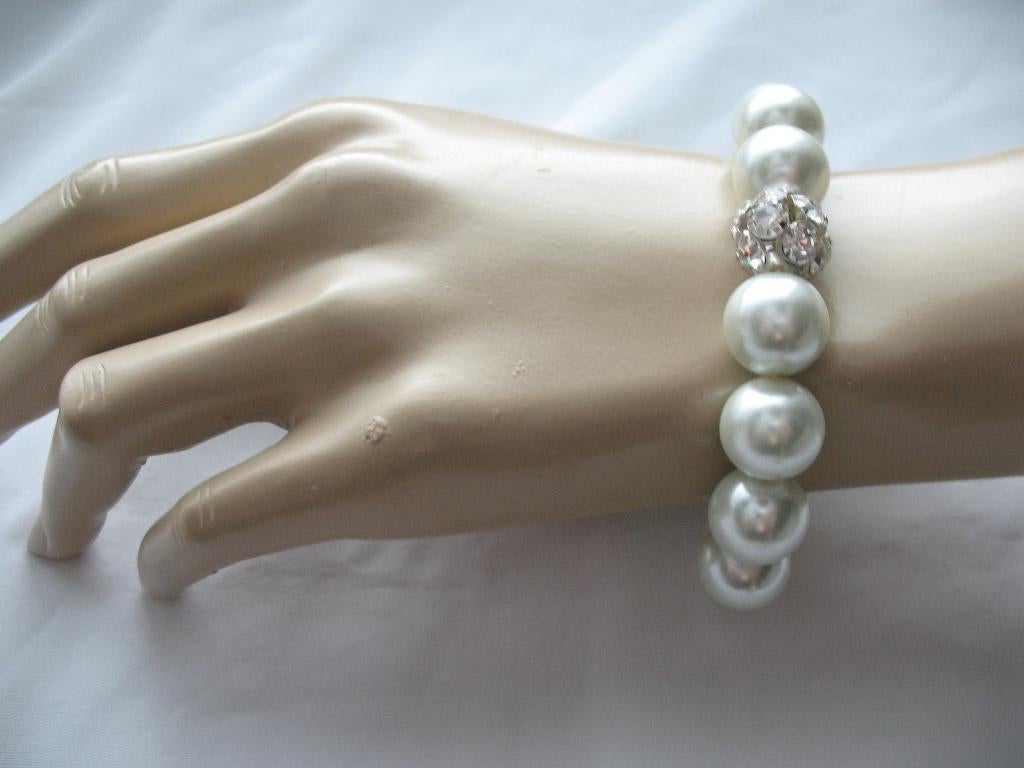 Parelkralen Armband ZilverWit en Strass Elastisch Geregen, Ophalen of Verzenden, Zo goed als nieuw