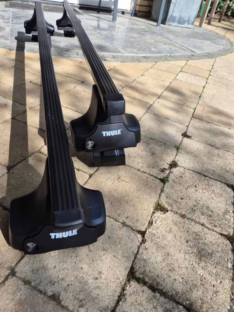 Thule 754 Dakdragers + Kit 1634 met sloten in topstaat, Ophalen, Zo goed als nieuw
