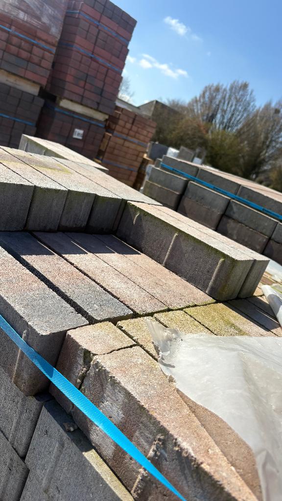 strakke dikformaat xxl bruin zwart 17m2, Klinkers, Nieuw, Ophalen of Verzenden, 10 m² of meer