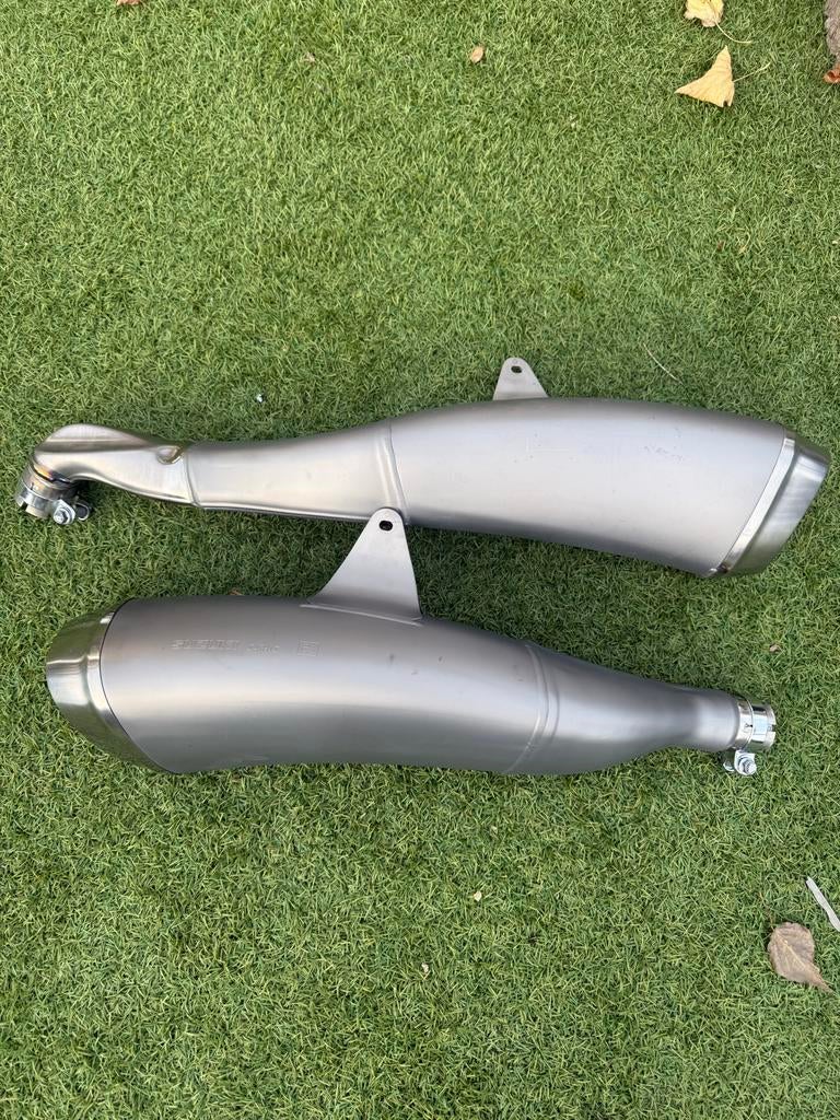 Originele uitlaten Suzuki gsxr 1000 k9, Ophalen, Nieuw