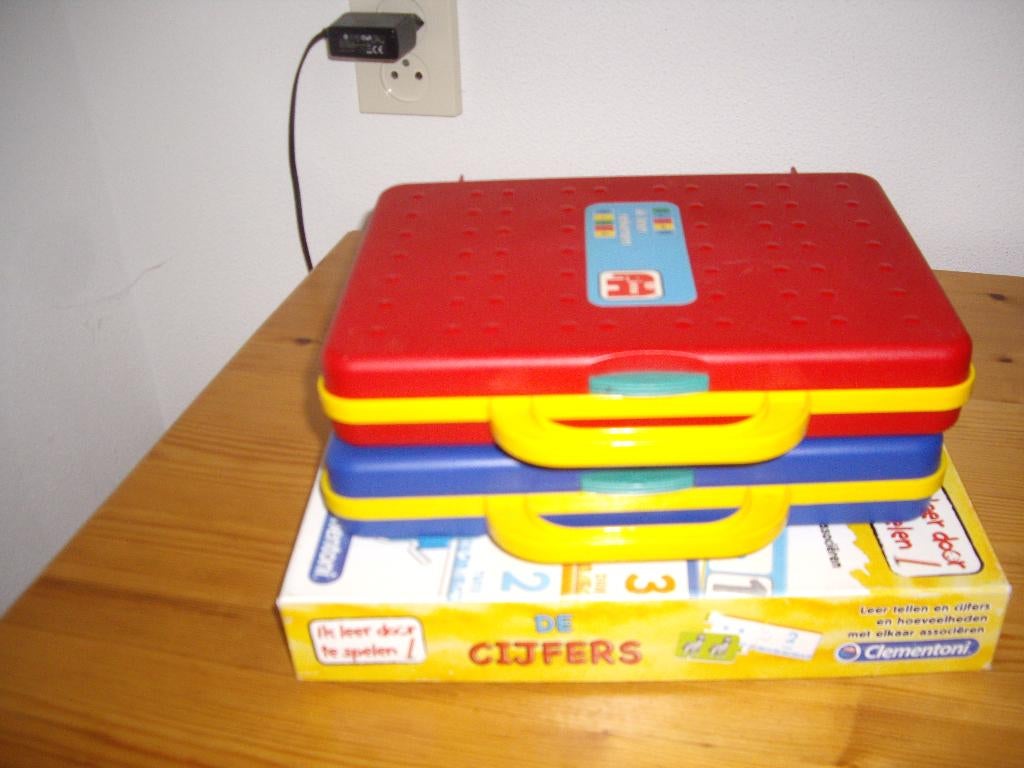 jumbo koffers /engels /lezen /rek /getallen, Kinderen en Baby's, Speelgoed | Educatief en Creatief, Ophalen, Zo goed als nieuw