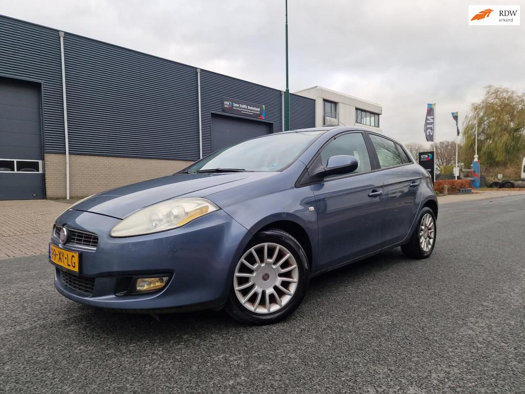 Fiat Bravo 1.4 Edizione AIRCO 2 X SLEUTELS, Voorwielaandrijving, 15 km/l, Gebruikt, 4 cilinders