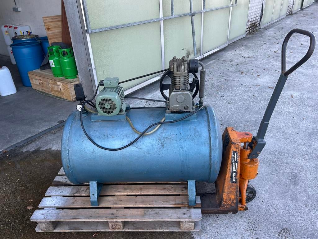 Lucht compressor krachtstroom, Tuin en Terras, Hogedrukreinigers, Ophalen, Gebruikt, Elektrisch, Met autostop en -start
