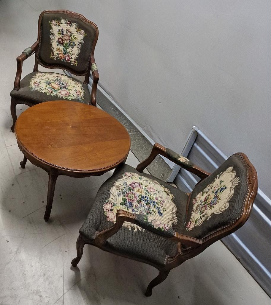 brocante vintage tafel en stoelen en voetenbankjes, Antiek en Kunst, Curiosa en Brocante, Ophalen