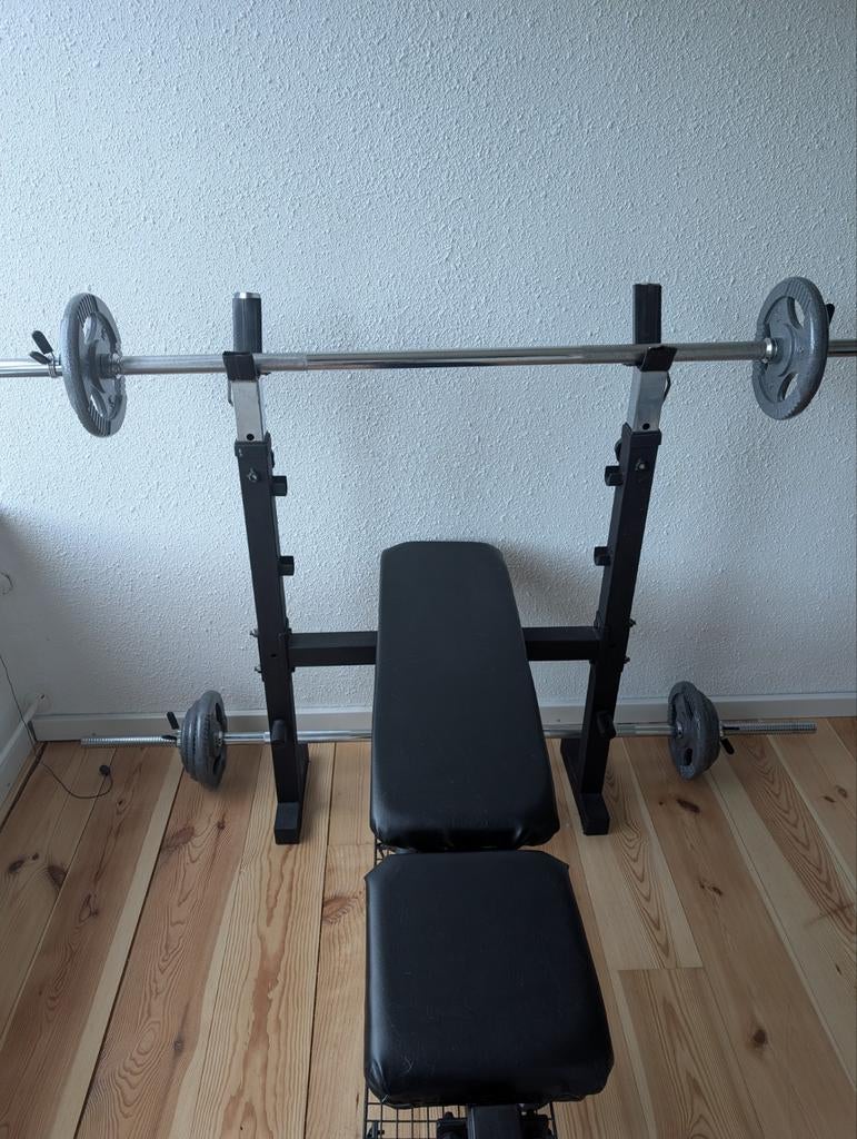 Drukbank evt met barbell en gewichten, Sport en Fitness, Fitnessmaterialen, Ophalen of Verzenden, Fitnessbank