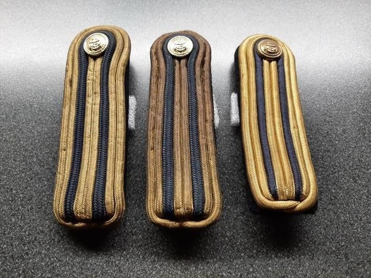 België  -  schouder stukken  / Belgische Marine  - 13x4 cm., Ophalen of Verzenden, Marine, Overige gebieden, Embleem of Badge