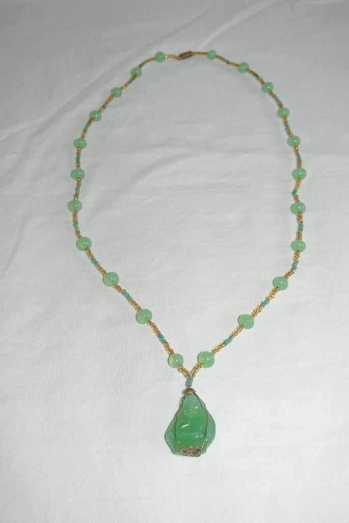 Jade ketting met Boeddha hanger, Ophalen of Verzenden, Zo goed als nieuw, Groen, Steen of Mineraal
