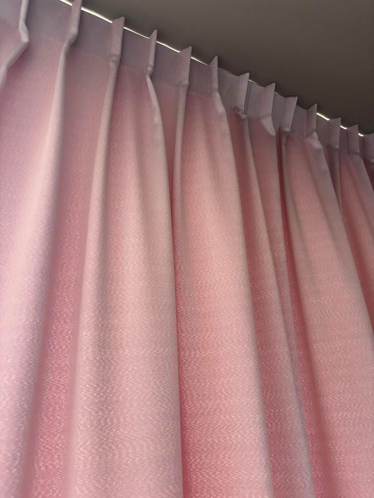 Mooie oud roze gordijnen, Ophalen of Verzenden, Zo goed als nieuw, 200 cm of meer