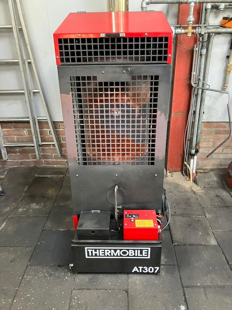 Thermobile AT307 verlopen oliekachel / allesbrander, Ophalen, Gebruikt, Kachel, Minder dan 60 cm