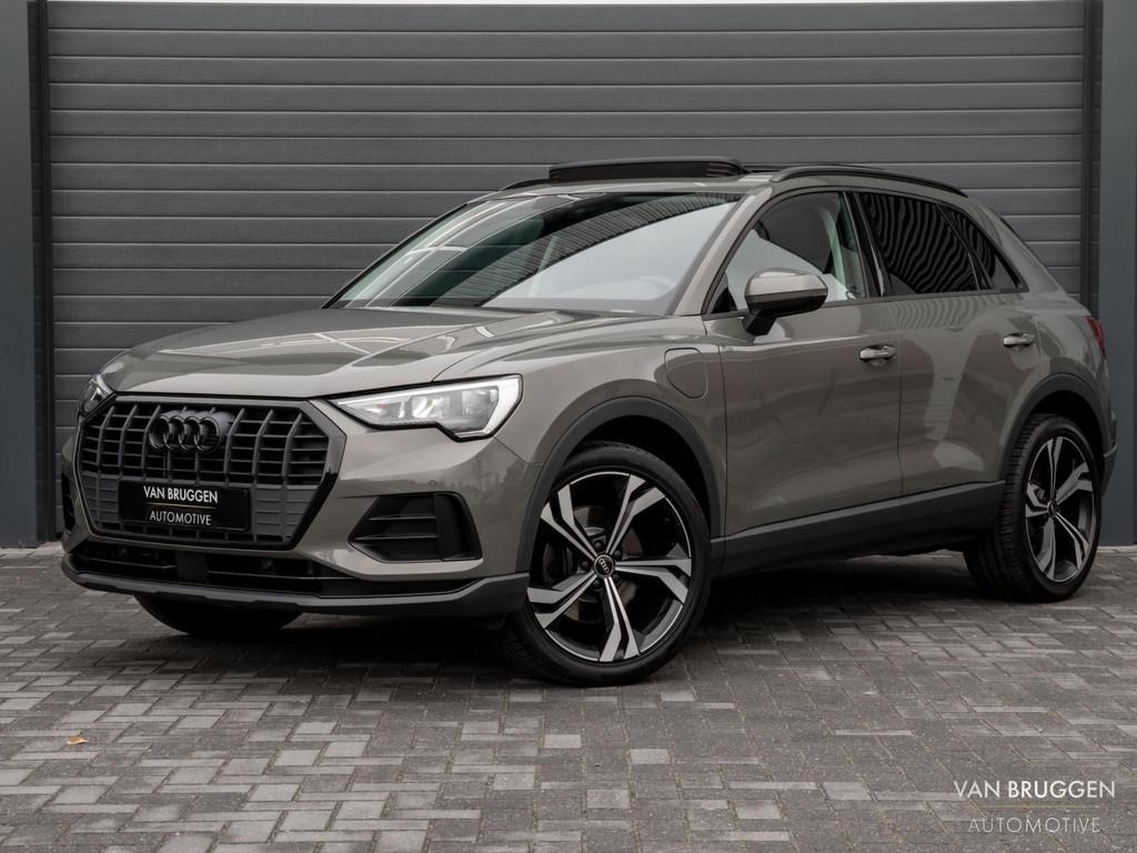 Audi Q3 45 TFSI e S-Line Pano SONOS ACC CarPlay Keyless, Stof, Gebruikt, Hybride Elektrisch/Benzine, 13 kWh