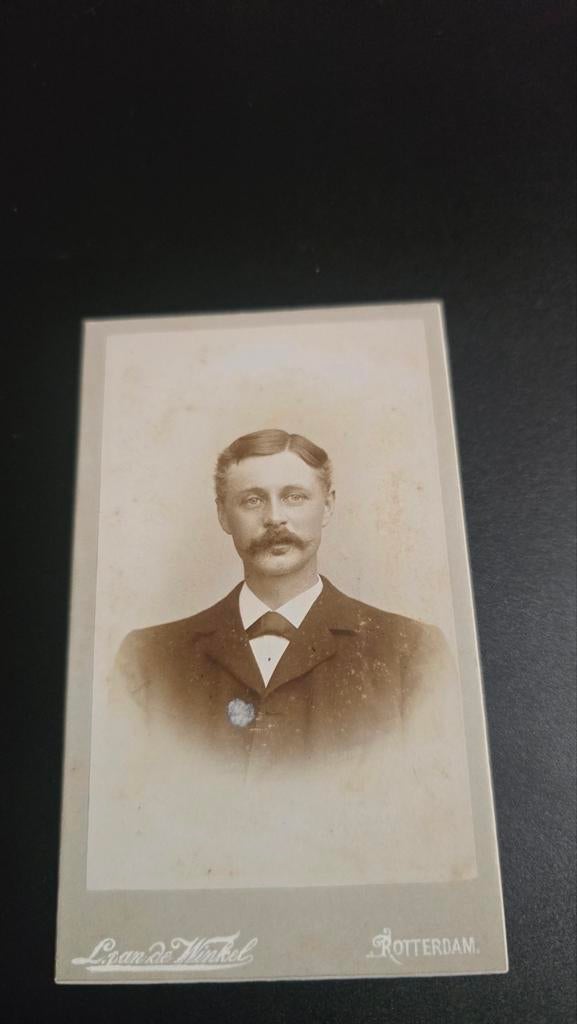Antieke foto van een heer met snor, Rotterdam, Ophalen of Verzenden