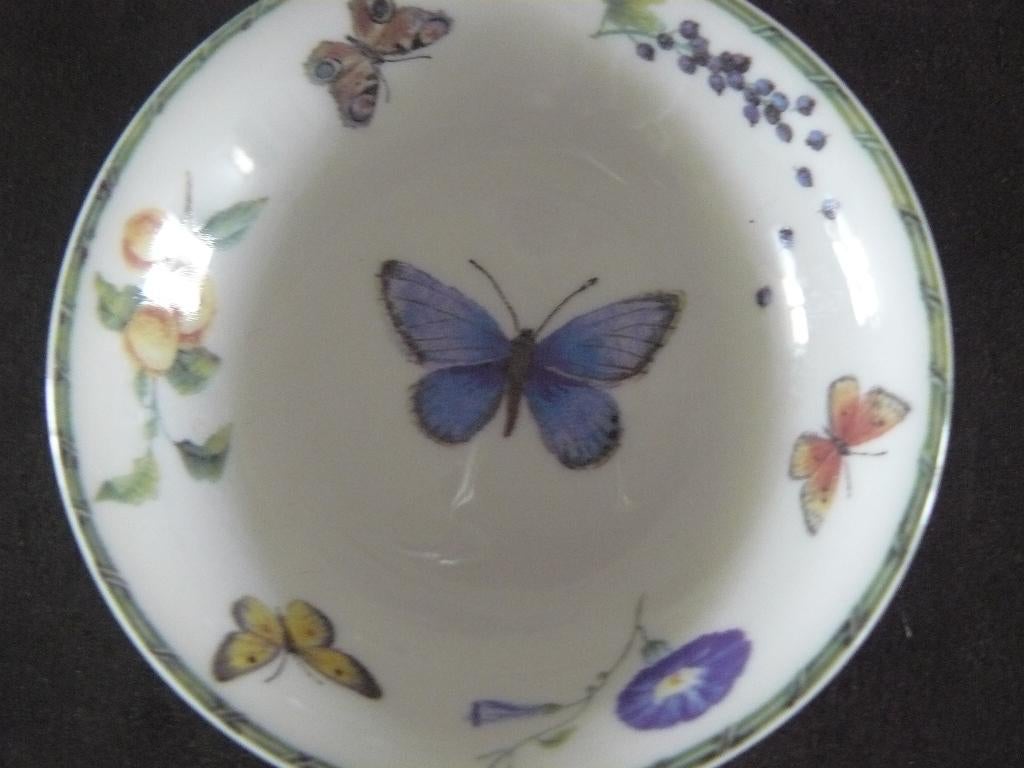 4 schaaltjes Janneke Brinkman S, Ophalen of Verzenden, Overige stijlen, Porselein, Schaal of Schalen