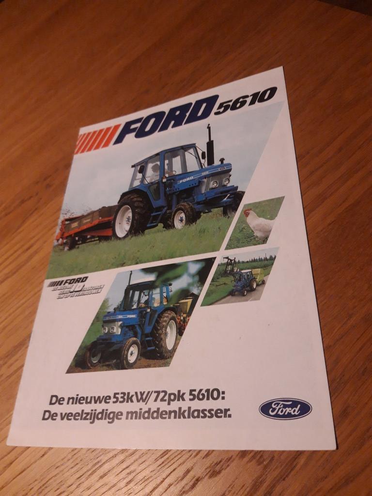 Ford 5610 folder, Ophalen of Verzenden, Zo goed als nieuw
