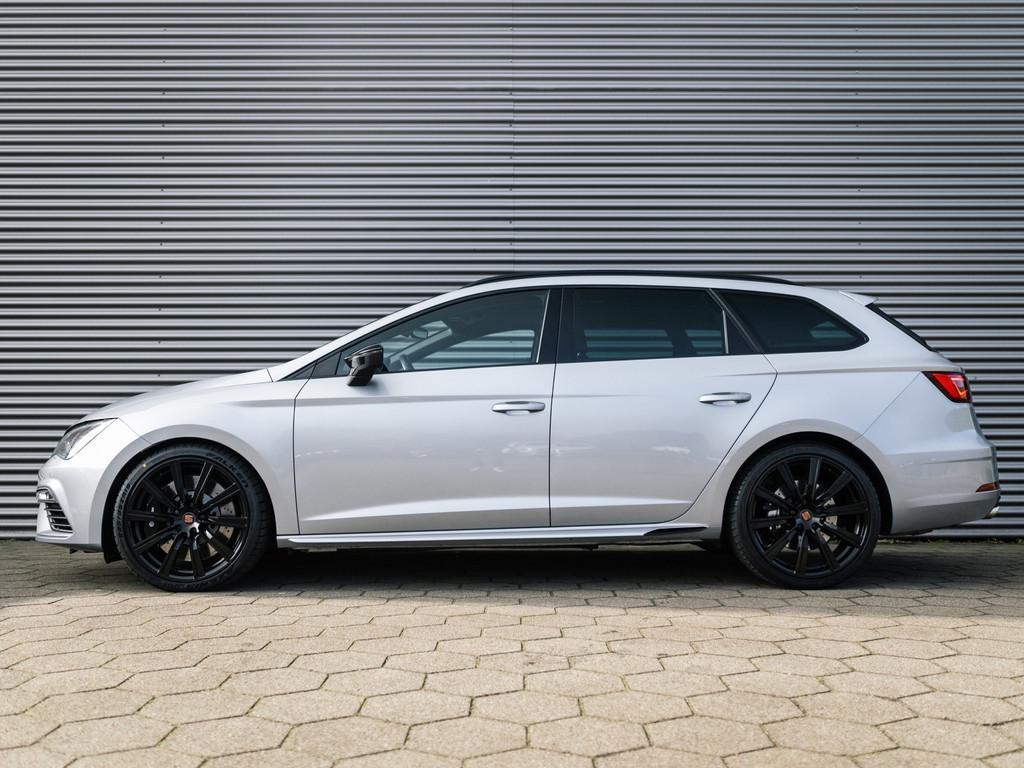 SEAT Leon ST CUPRA 300 4DRIVE PERFORMANCE PANO BREMBO BEATS, Gebruikt, Zwart, 4 cilinders, 1984 cc