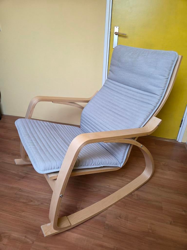 Ikea POÄNG Schommelstoel, berkenfineer/Knisa lichtbeige, Ophalen, Gebruikt, Overige kleuren, Stof