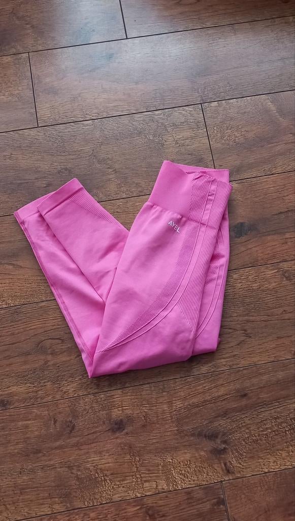 Nieuw AYBL Balance V3 legging in roze M, Kleding | Dames, Sportkleding, Maat 38/40 (M), Nieuw, Ophalen of Verzenden, Fitness of Aerobics