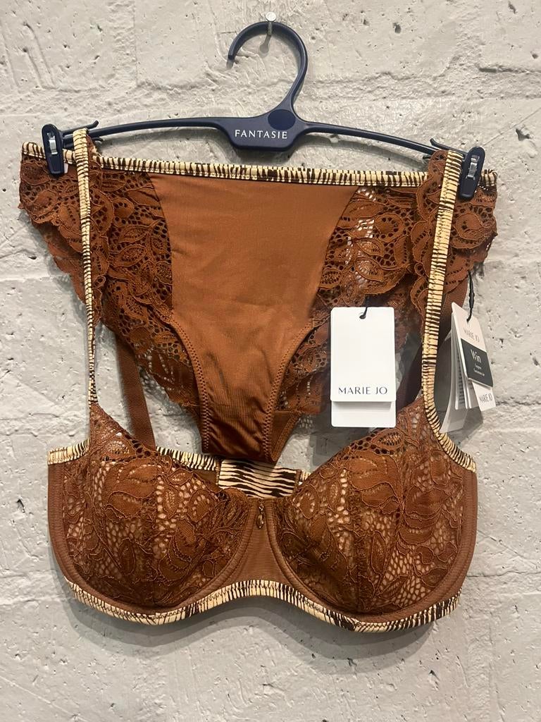Marie Jo bh 70D slip 36 of 38 NIEUW!! Set nu €35, Ophalen of Verzenden, Setje