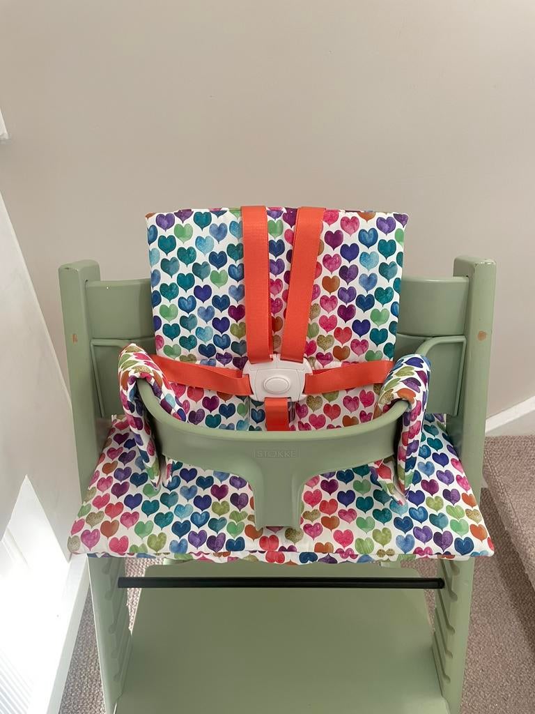 Nieuw Oranje/wit Harnas tuigje compatibel Stokke Tripp Trapp, Kinderen en Baby's, Kinderstoelen, Nieuw, Meegroeistoel, Aanschuifbaar