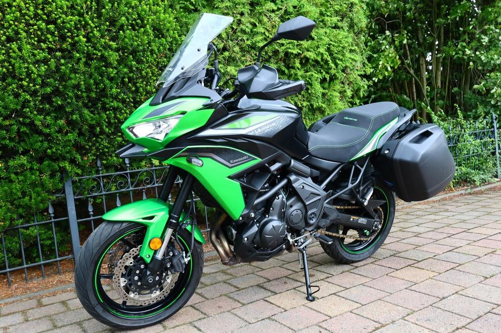 Kawasaki VERSYS 650 TOURER ABS (bj 2023) - foto 2