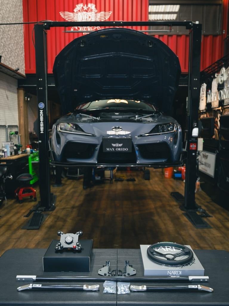 HKS Carbon Brace veerpootbrug set - Toyota Supra A90 A91