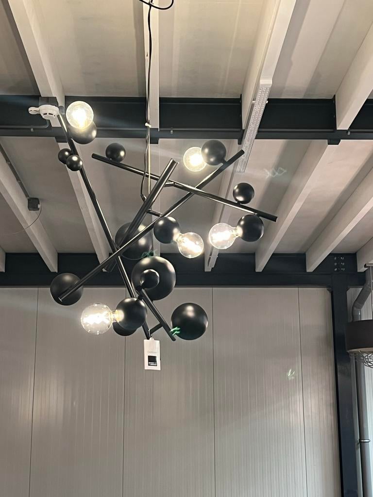 Nieuw Brand van Egmond Galaxy Kroonluchter zwart design Lamp, Huis en Inrichting, Lampen | Kroonluchters, Nieuw, Ophalen of Verzenden