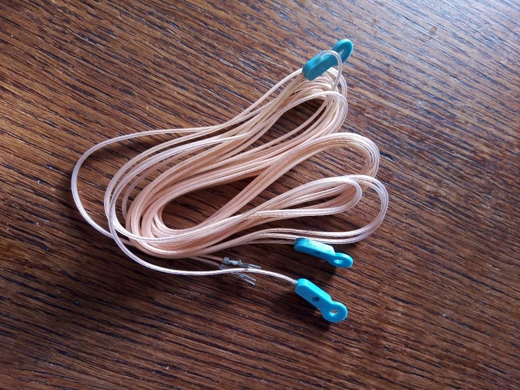 FM dipool/antenne 300 OHM lintkabel, Ophalen of Verzenden, Gebruikt, Overige typen