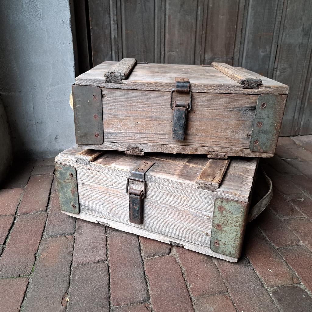 2x Oude brocante houten legerkistje kistje kist *Etage3*, Gebruikt, ., Ophalen of Verzenden, .