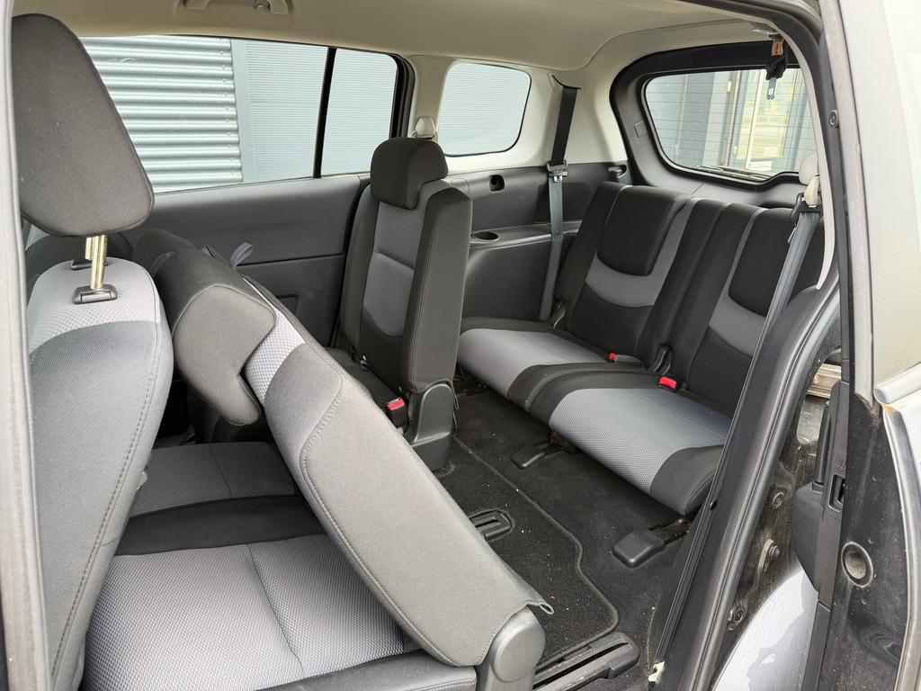 Mazda 5 2.0 Touring 7 Persoons|Airco|Trekhaak|DealerOnderhd, Auto's, Mazda, Voorwielaandrijving, Gebruikt, 7 stoelen, Origineel Nederlands