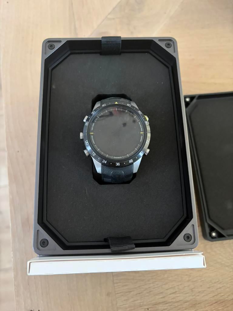 Garmin marq athete gen 2, Zwart, Ophalen of Verzenden, Zo goed als nieuw, Waterdicht