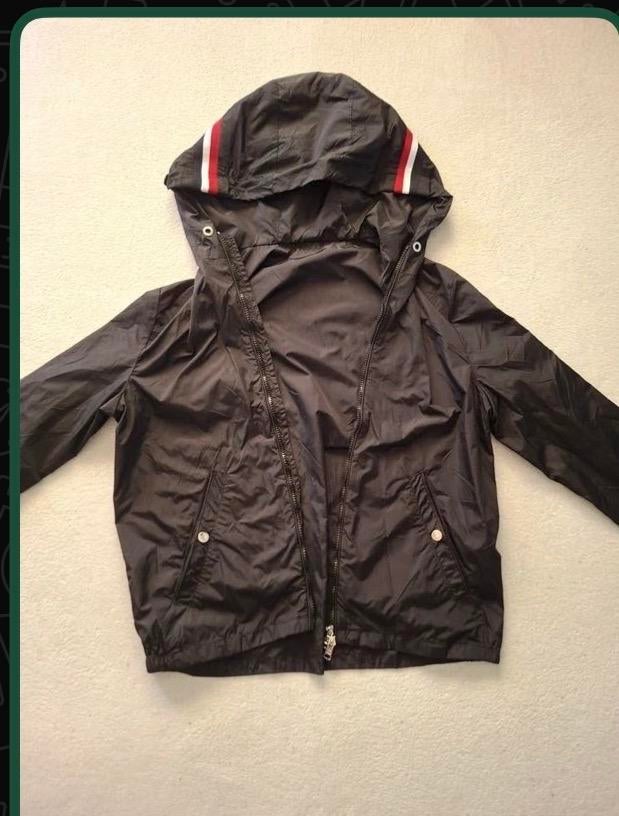 Moncler windbreaker, Verzenden, Zo goed als nieuw, Maat 48/50 (M), Zwart